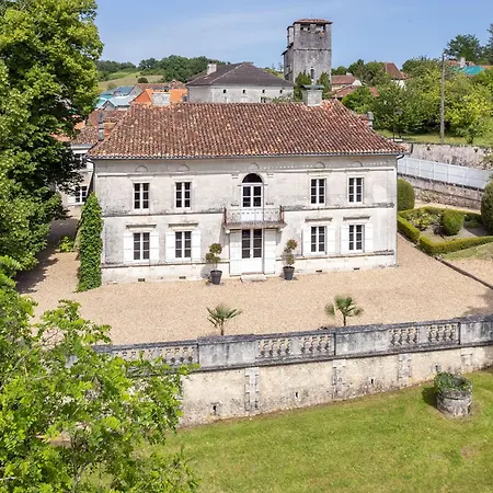 Domaine La Boissiere Bed and Breakfast